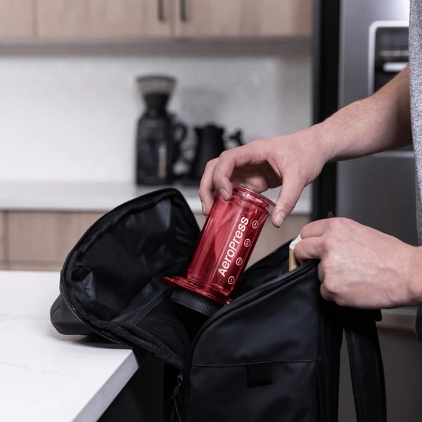 AeroPress Clear Red - Zaparzacz do kawy czerwony - obrazek 4